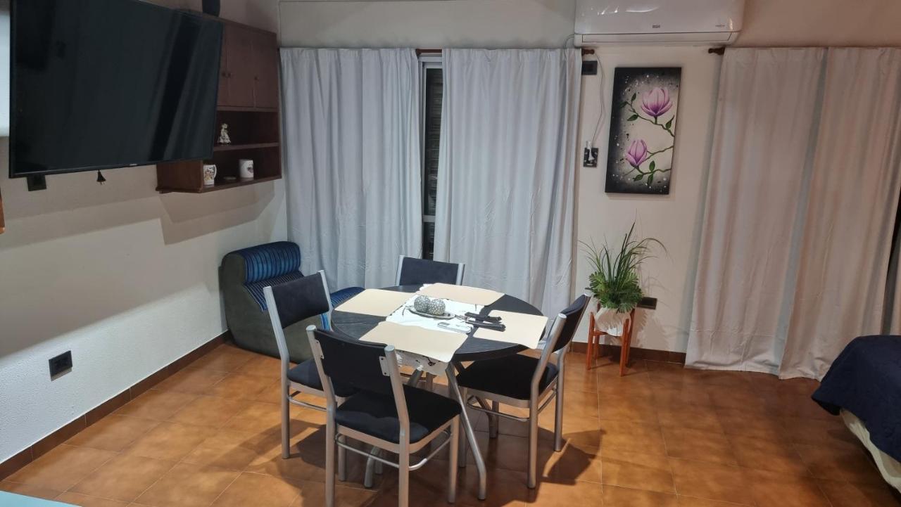 Departamento Temporario De 1 A 4 Personas Apartment Posadas Exterior foto